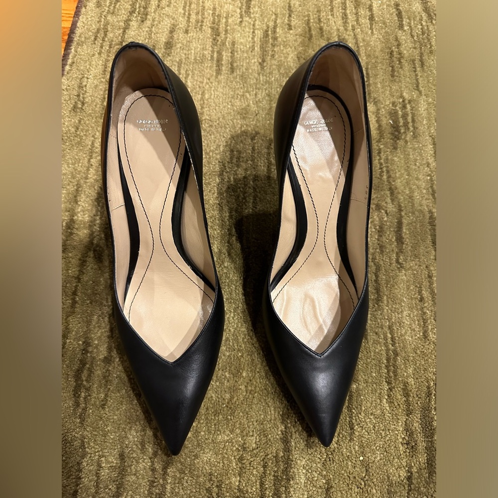Giorgio Armani Leather Pumps Size 8.5 w/ Perfect Imperfections ✨OFFERS WELCOME✨